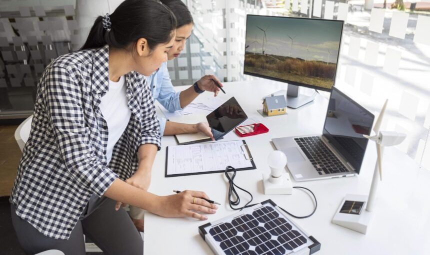 women-working-hard-innovation (1)