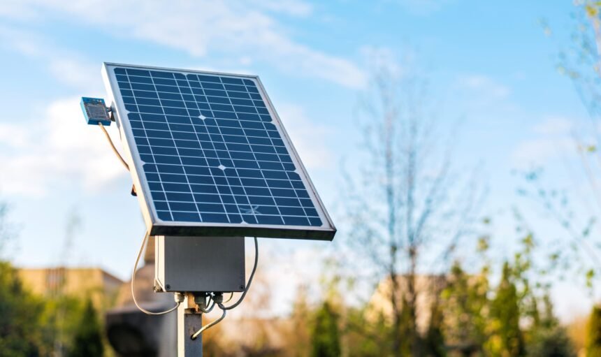 close-view-solar-panel (1)