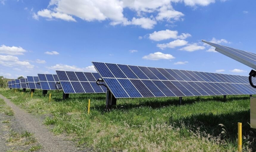 The Role of Artificial Intelligence in Optimizing Large-Scale Solar Park O&M A Lobel Perspective